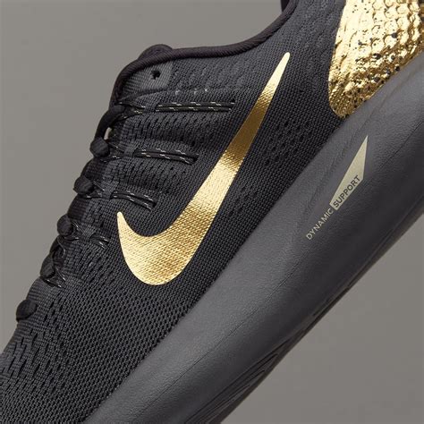 nike schwarz mit gold|nike gold metallic shoes.